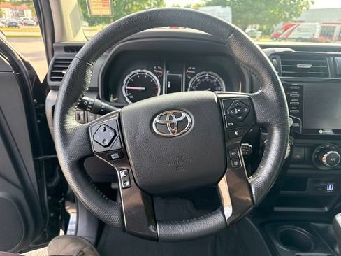 Used 2024 Toyota 4Runner TRD Off-Road Premium w/ Moonroof Package AWD/4WD image 28