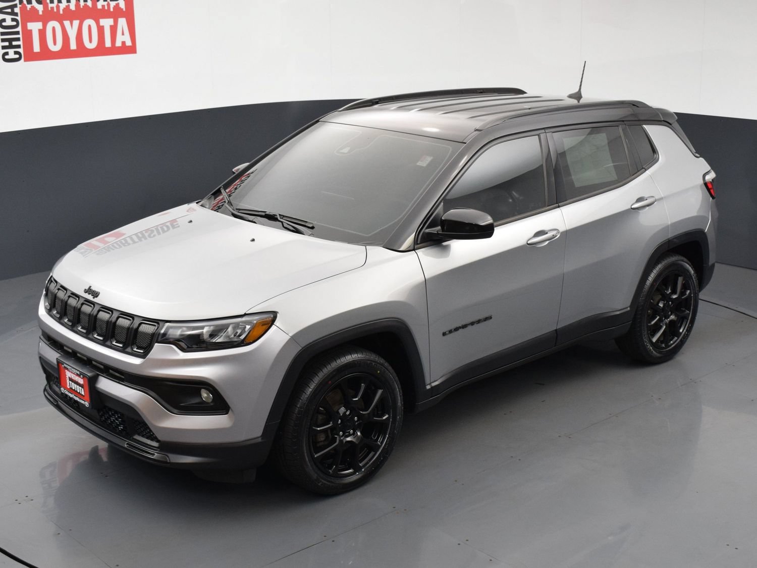 Used 2022 Jeep Compass Latitude w/ Convenience Group FWD image 28