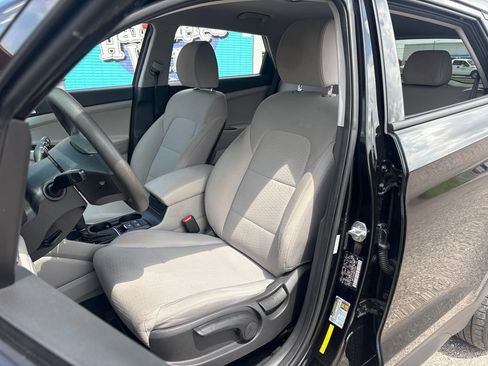 Used 2021 Hyundai Tucson SE FWD image 9