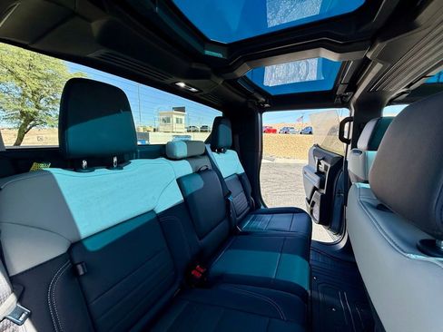 New 2026 GMC Hummer EV 4x4 Crew Cab image 37