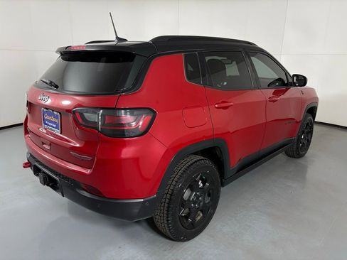 Used 2023 Jeep Compass Trailhawk w/ Trailhawk Elite Group image 10