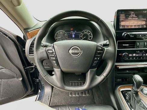 Used 2023 Nissan Armada SL w/ Captain's Chairs Package AWD/4WD image 11