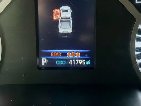Used 2023 Toyota Tundra Limited w/ TRD Off-Road Package AWD/4WD image 14