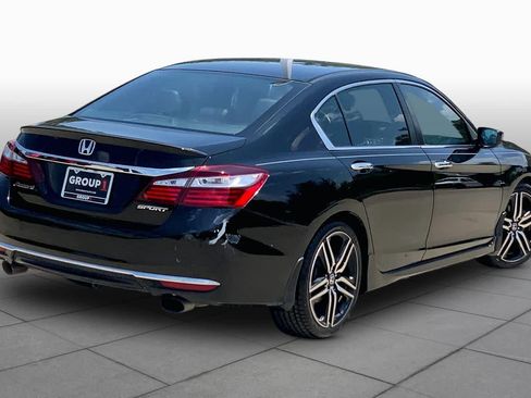 Used 2016 Honda Accord Sport image 13