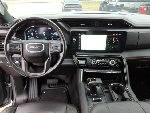 Used 2023 GMC Sierra 1500 AT4 w/ AT4 Premium Package image 22