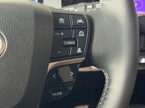 New 2026 Toyota Crown Signia image 31