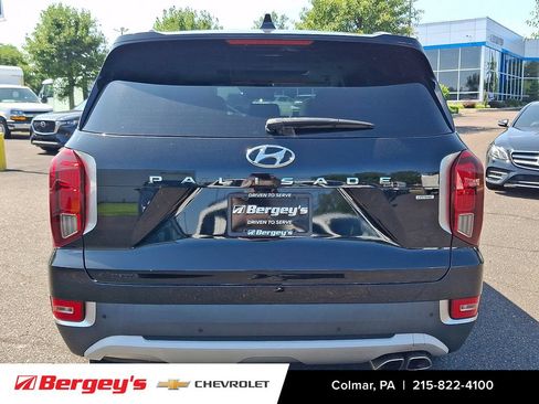 Used 2022 Hyundai Palisade SEL w/ 8P Bench Seat Package AWD/4WD image 6