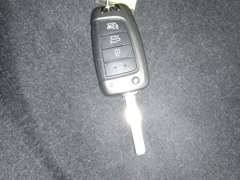 Used 2020 Hyundai Accent SE FWD image 32