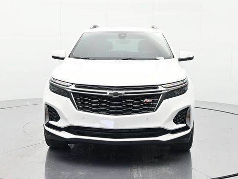 Used 2022 Chevrolet Equinox RS w/ Infotainment Package FWD image 2