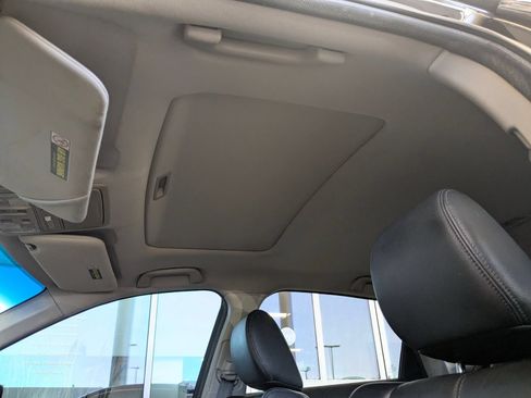 Used 2011 Honda Crosstour EX-L image 28