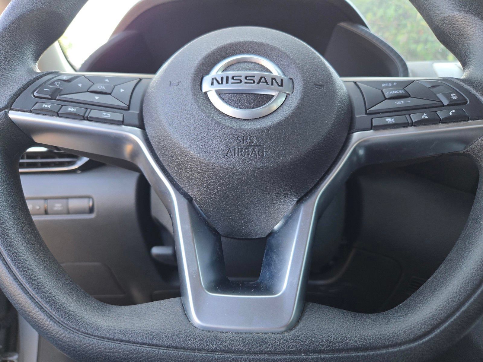Used 2023 Nissan Sentra SV FWD image 25
