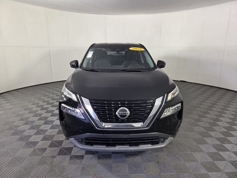 Used 2021 Nissan Rogue SV FWD image 3