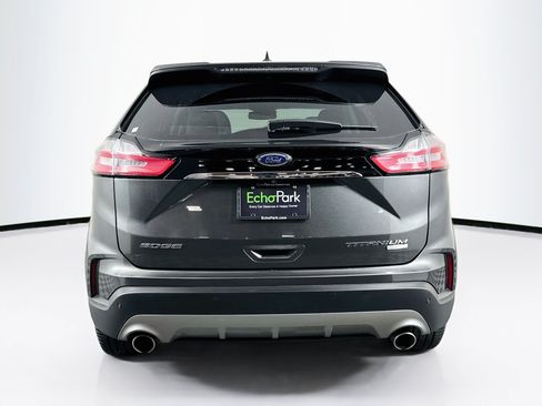 Used 2019 Ford Edge Titanium FWD image 7