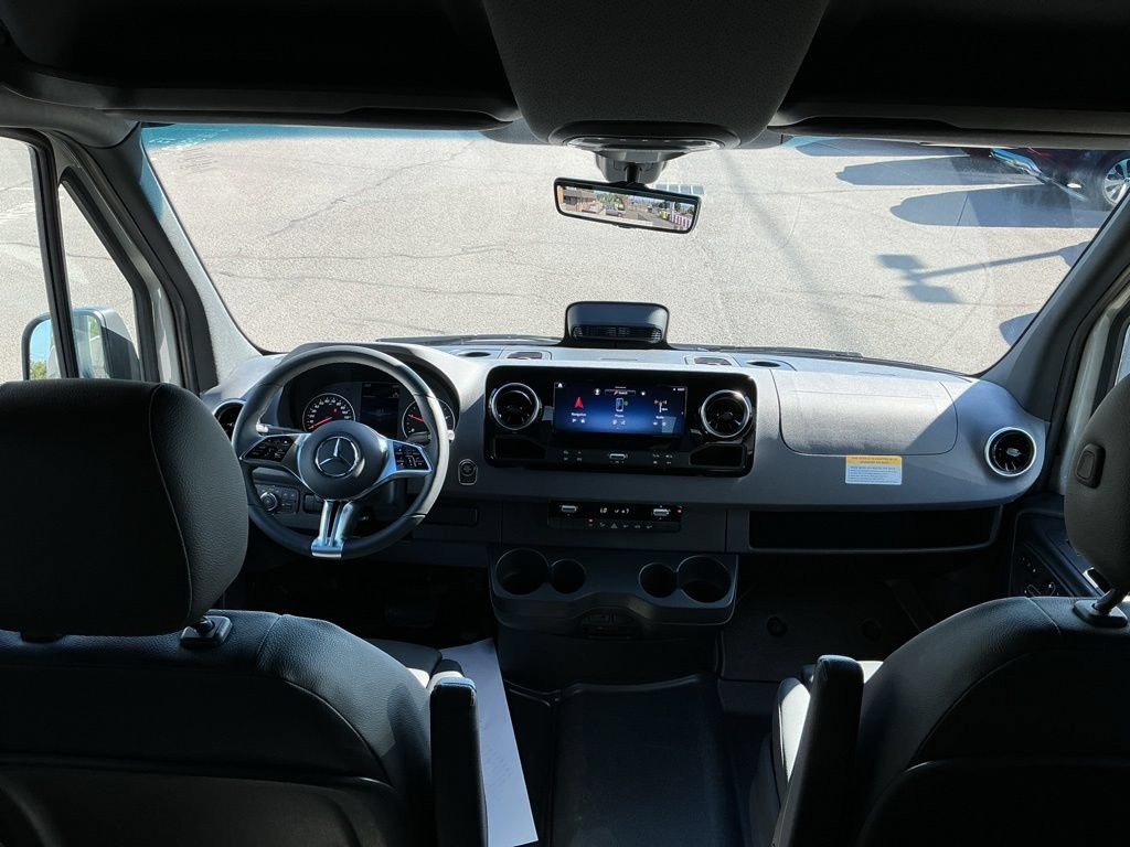 New 2026 Mercedes-Benz Sprinter 2500 image 27