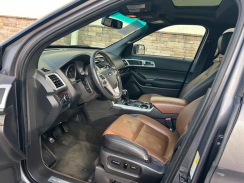 Used 2013 Ford Explorer Limited image 8