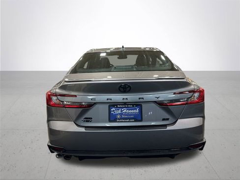 Certified 2025 Toyota Camry SE image 9