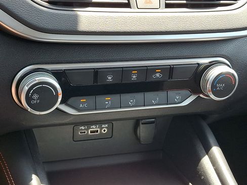 Used 2022 Nissan Altima 2.5 SR FWD image 15