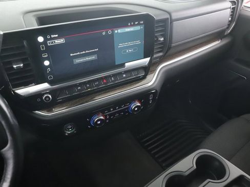 Used 2022 GMC Sierra 1500 SLE image 26