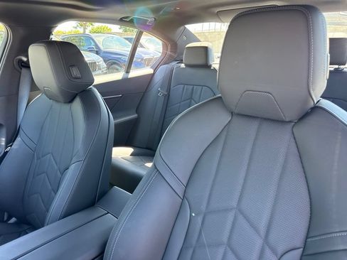 Used 2026 BMW 530i w/ Premium Package RWD image 22