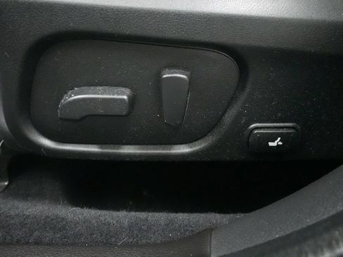 Used 2017 Subaru Forester 2.5i Premium AWD/4WD image 17