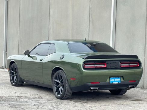 Used 2022 Dodge Challenger SXT w/ Blacktop Package image 23