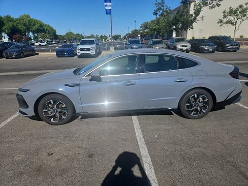 Used 2024 Hyundai Sonata SEL FWD image 4