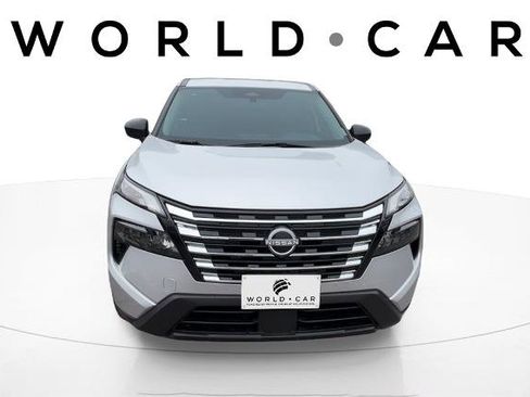 Certified 2025 Nissan Rogue S image 2