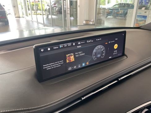 Used 2023 Genesis GV70 2.5T w/ Sport Prestige Package AWD/4WD image 26