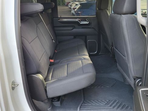 Used 2024 Chevrolet Silverado 2500 LT AWD/4WD image 11