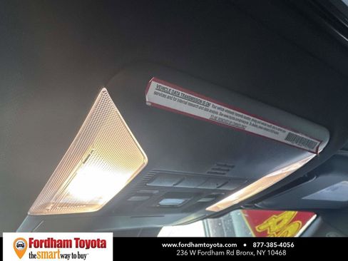 Used 2024 Toyota RAV4 SE image 29