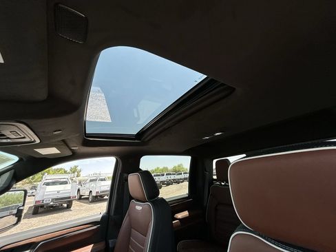 New 2026 GMC Sierra 3500 Denali Ultimate AWD/4WD image 19