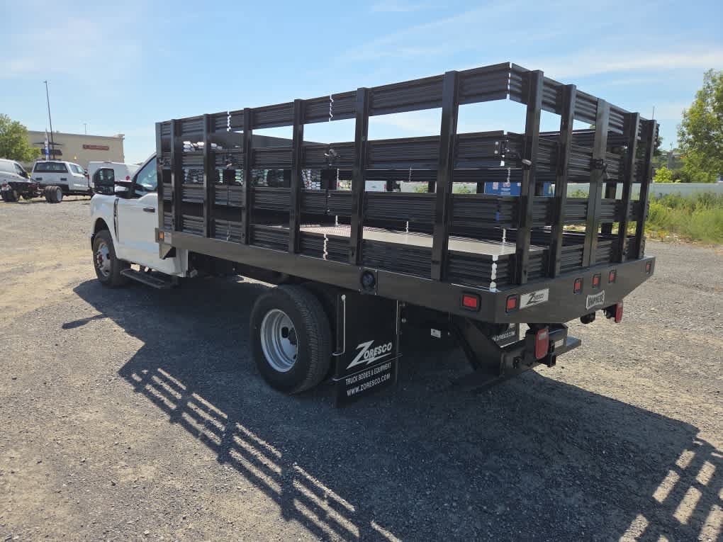 New 2025 Ford F350 XL w/ XL Chrome Package RWD image 5