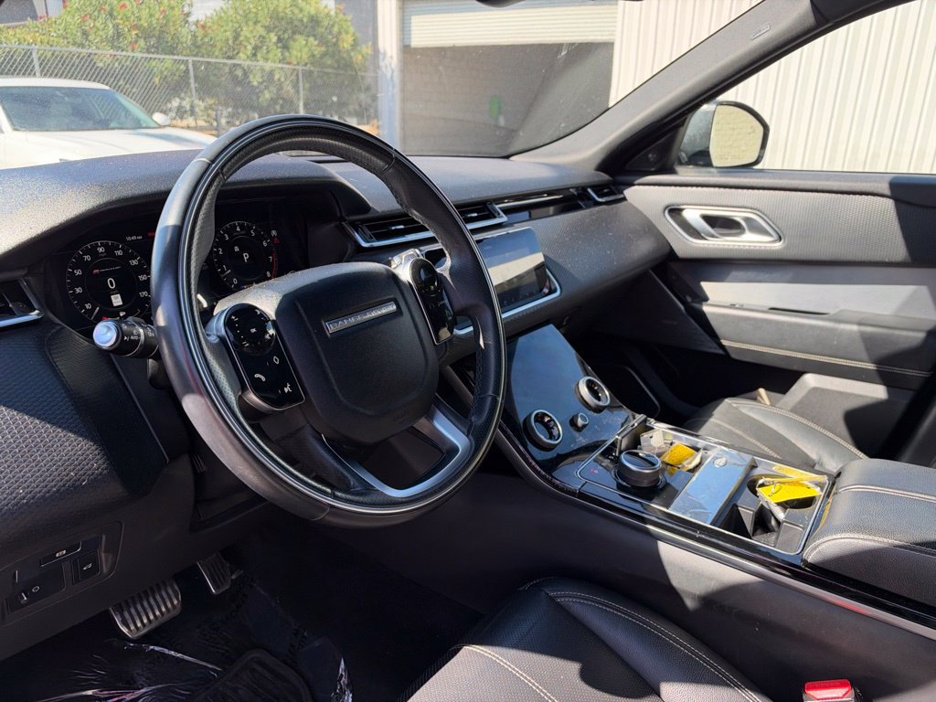 Used 2019 Land Rover Range Rover Velar R-Dynamic SE AWD/4WD image 15