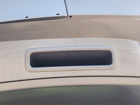 Used 2025 Lexus UX 300h FWD image 41