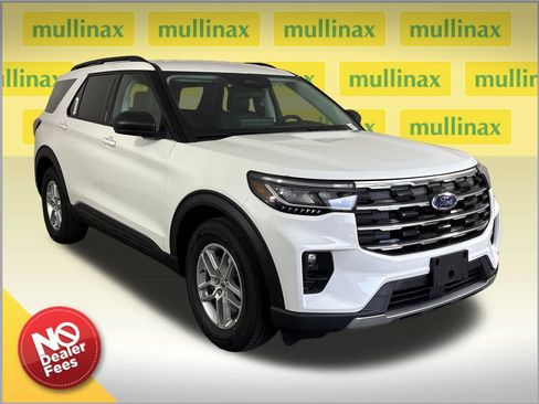 New 2026 Ford Explorer Active w/ Active Comfort Package RWD image 1