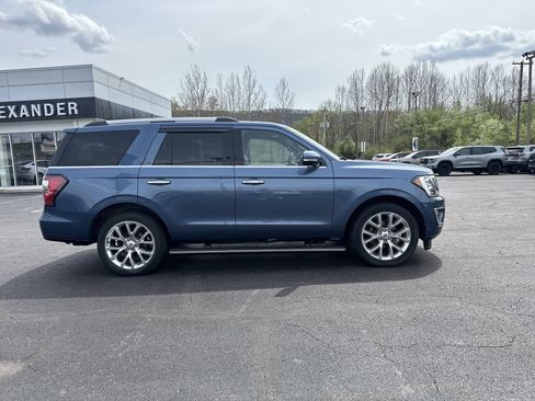 Used 2019 Ford Expedition Limited w/ Equipment Group 302A image 2