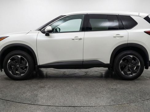 Used 2025 Nissan Rogue SV AWD/4WD image 5