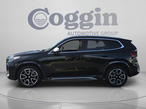 Used 2023 BMW X1 xDrive28i w/ Convenience Package AWD/4WD image 2