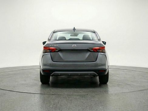 Used 2025 Nissan Versa SV FWD image 7