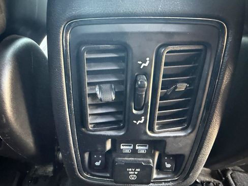 Used 2014 Jeep Grand Cherokee Limited AWD/4WD image 34