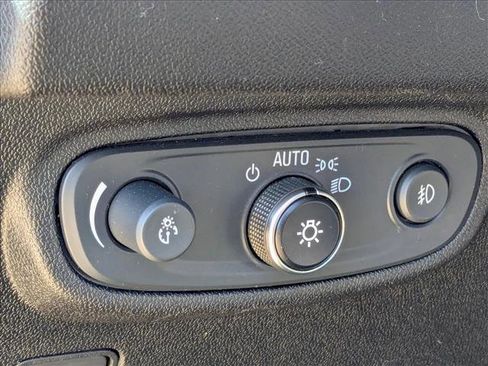 Used 2019 GMC Terrain SLT w/ Preferred Package image 11