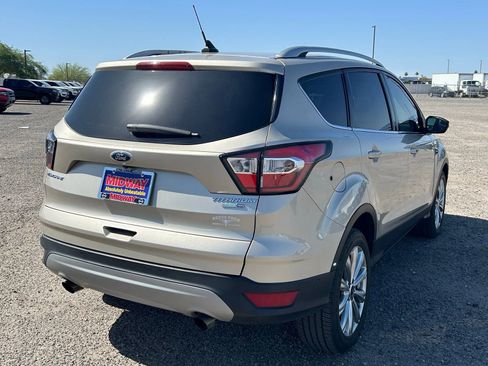 Used 2018 Ford Escape Titanium image 5