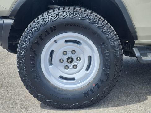 New 2026 Ford Bronco Heritage Edition AWD/4WD image 8