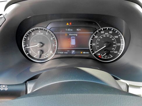 Used 2023 Nissan Armada SV image 24