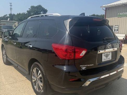 Used 2019 Nissan Pathfinder S AWD/4WD image 11