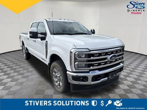 Used 2025 Ford F350 Lariat w/ Lariat Ultimate Package AWD/4WD image 3