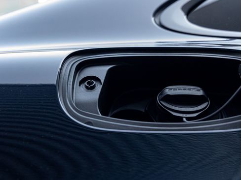 New 2026 Porsche Cayenne E-Hybrid Coupe image 35