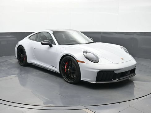 Certified 2026 Porsche 911 Carrera 4 GTS AWD/4WD image 20