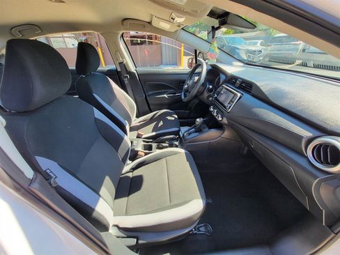 Used 2025 Nissan Versa S w/ Trunk Package FWD image 10