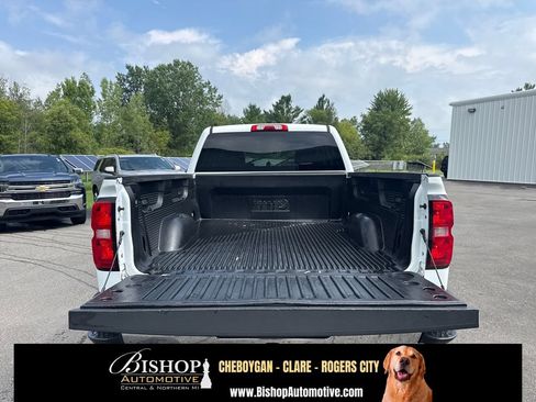 Used 2018 Chevrolet Silverado 1500 LT w/ All Star Edition AWD/4WD image 7